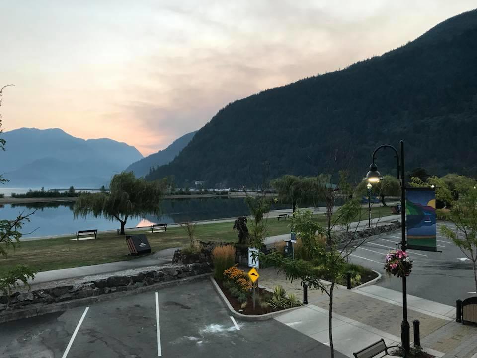 Spring Villa Hotel Harrison Hot Springs Bagian luar foto