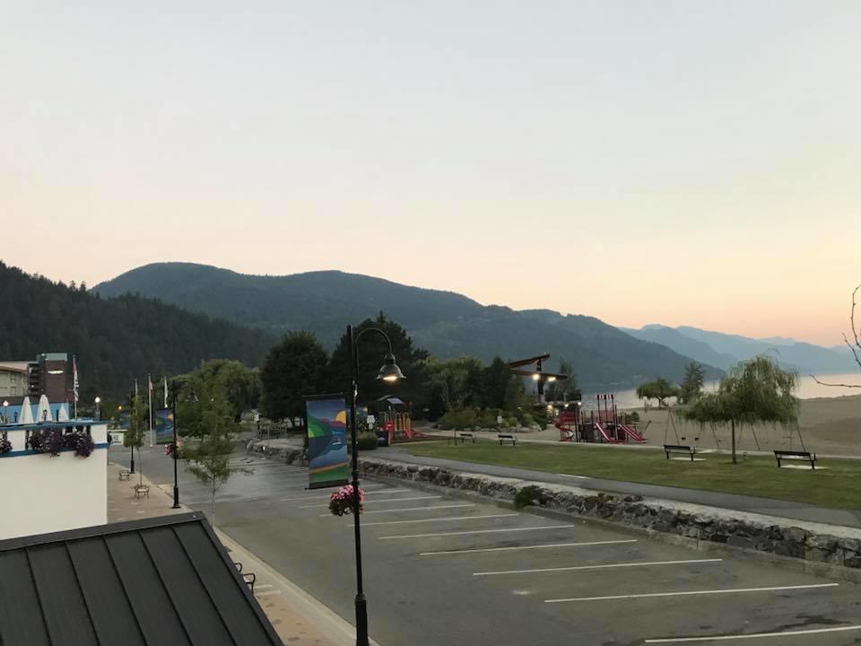 Spring Villa Hotel Harrison Hot Springs Bagian luar foto