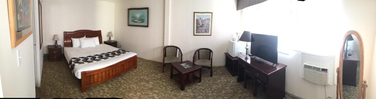 Spring Villa Hotel Harrison Hot Springs Bagian luar foto